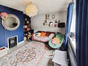 Photo 8- click for photo gallery